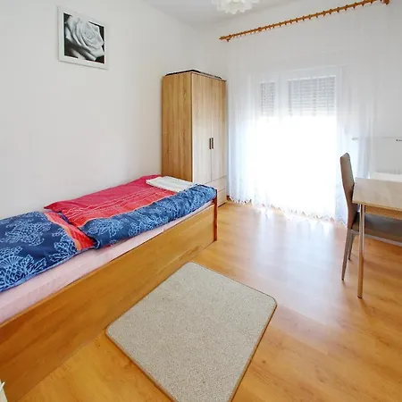 Golubic Apartment Bibinje